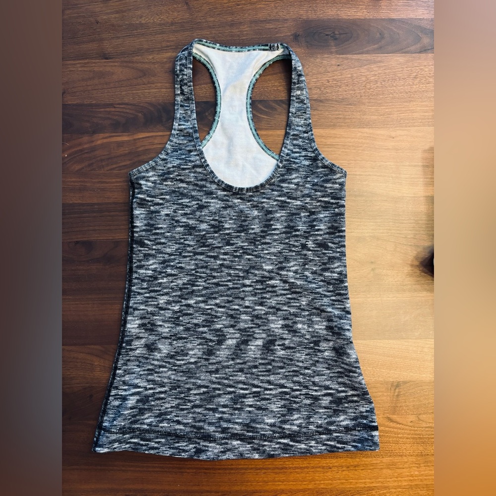 Lululemon Swiftly tank size 2